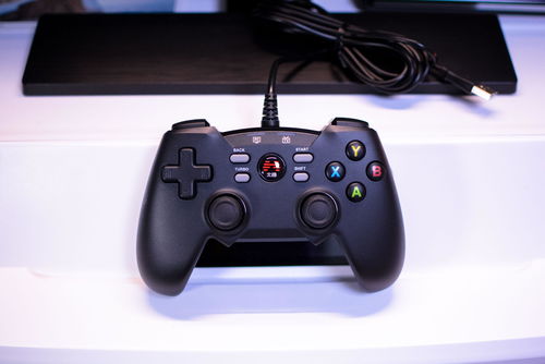 北通蝙蝠4游戲手柄 不足百元找回兒時樂趣